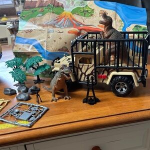 Dinosaur Expedition Playset with Jeep and Figures. Archeology dig tools, trees